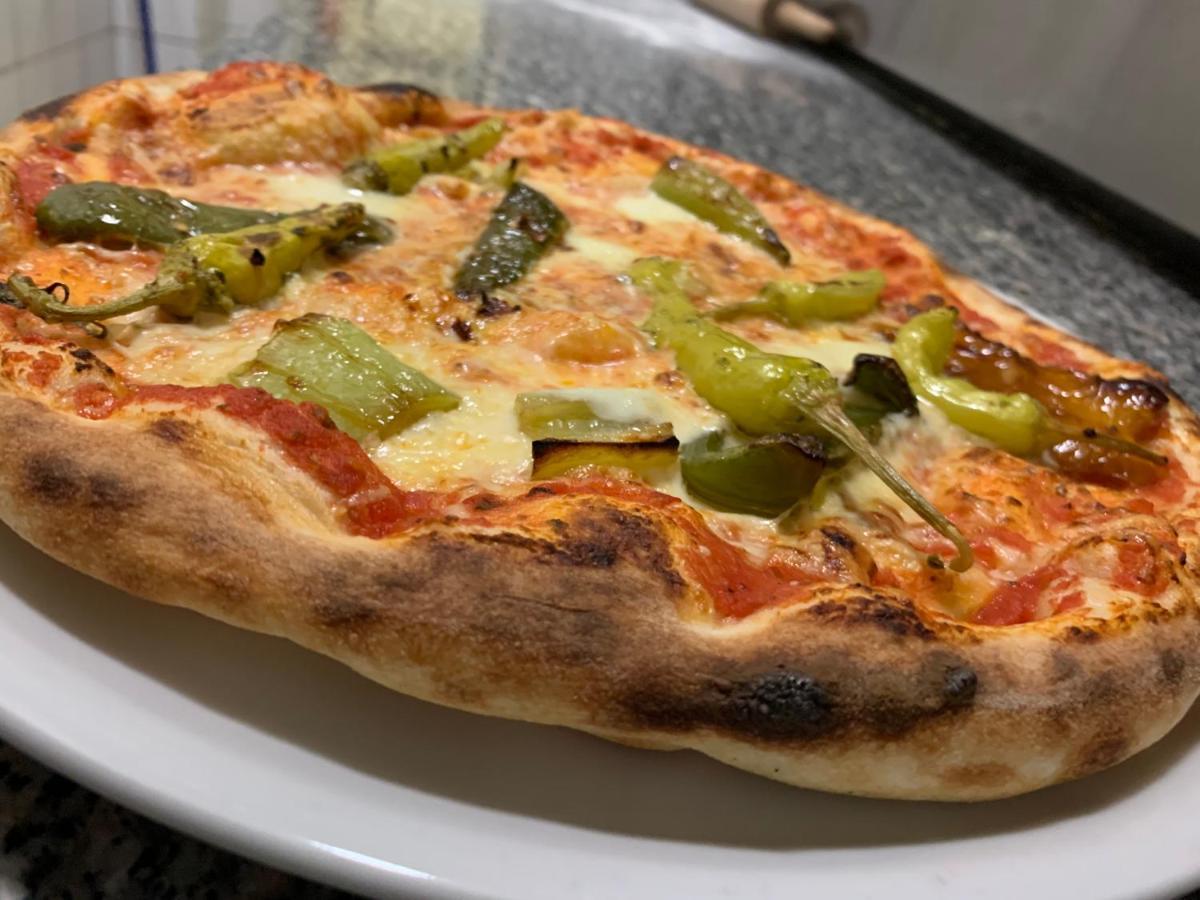 Hotel Pizzeria Da Beni Kochersteinsfeld Exteriör bild